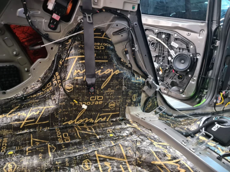 KIA Seltos баг 6