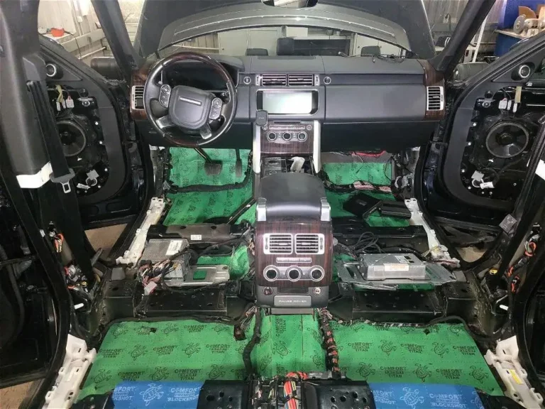 Range Rover Sport 2017 пол 3