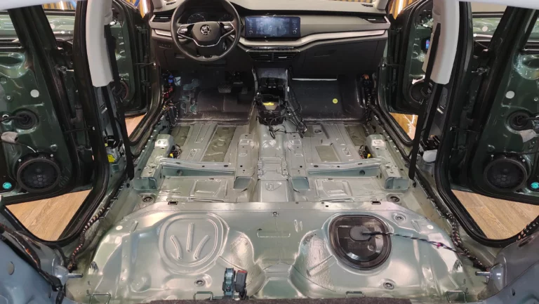Skoda Octavia A8 пол 1