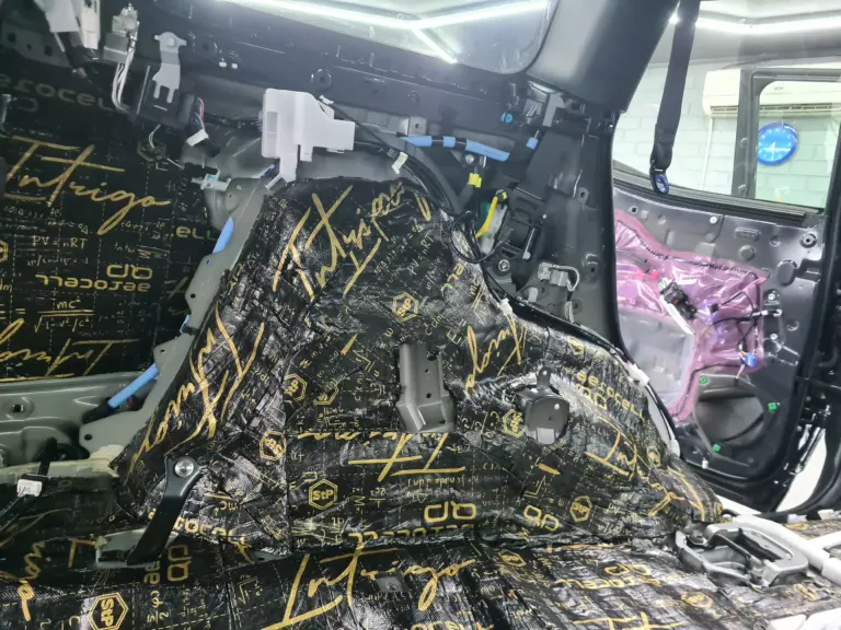 Toyota Land Cruiser Prado 250 баг 2
