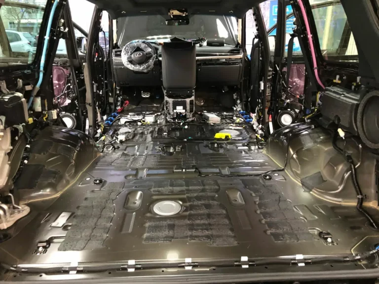 Шумоизоляция Lexus LX 570 2020 пол 1