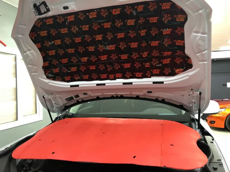 Шумоизоляция Volvo XC90 2021 капот 2