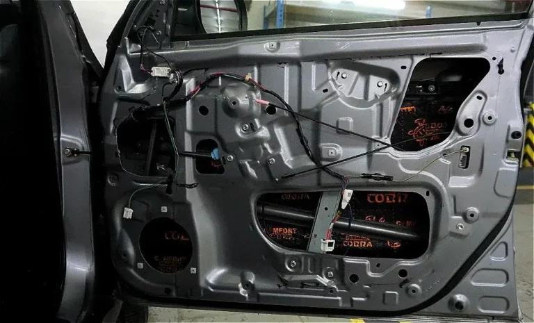 шумоизоляция Subaru Forester 2011 двер 1